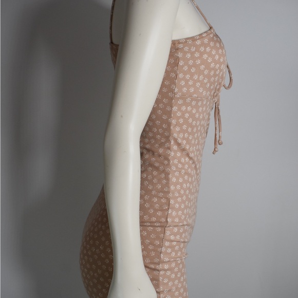 Floral Coquette Beige Slip Dress - Picture 3 of 9